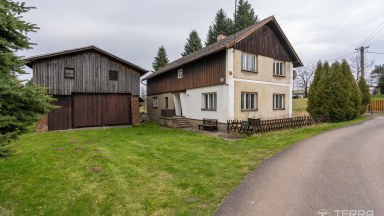 Prodej rodinného domu v Božanově, pozemek 1700m2