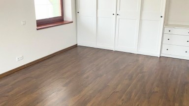 Pronájem slunného mezonetového bytu 4+kk, 117 m² – Praha 4, Libuš